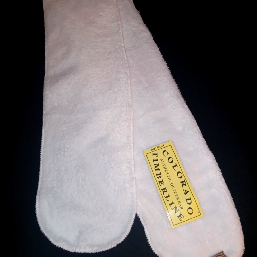 Colorado Timberline Scarf, White, Brand New